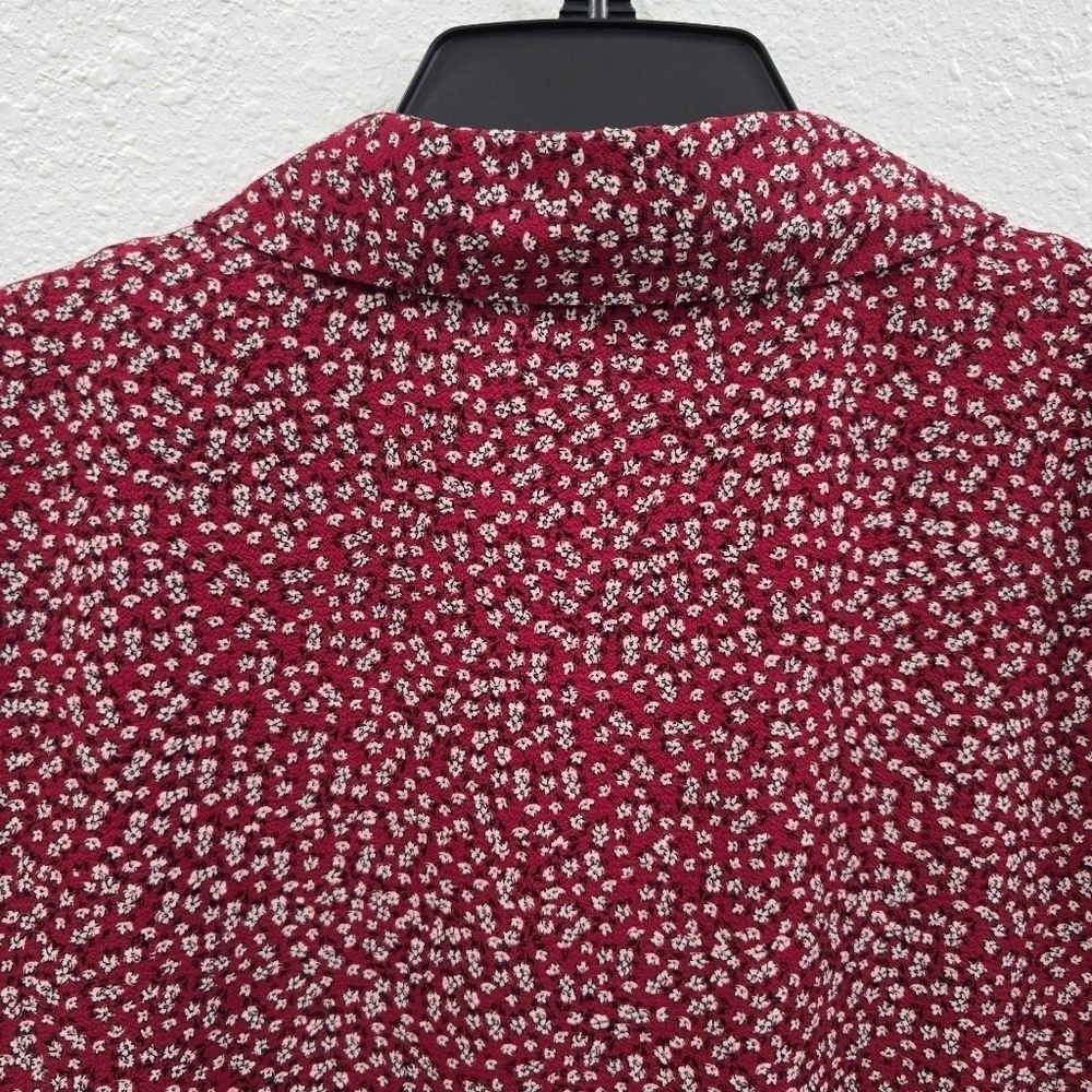 CeCe Long Sleeve Button-Down Floral Blouse with Collar Size 3X. - Picture 10 of 14